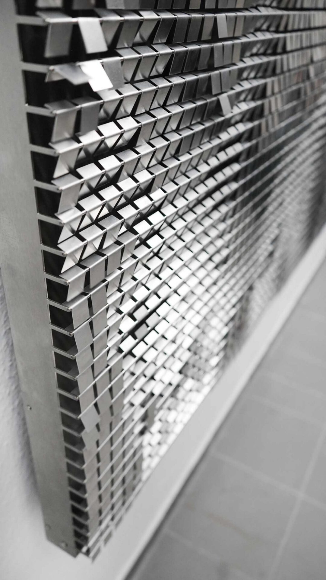 verena bachl wave fragment kinetic light art installation